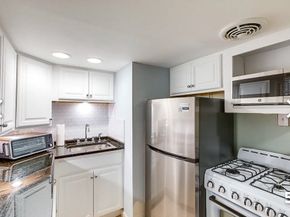 8 Franklin St 19, Marblehead MA 01945