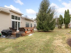 4 Hawthorne Path 4, Milford MA 01757