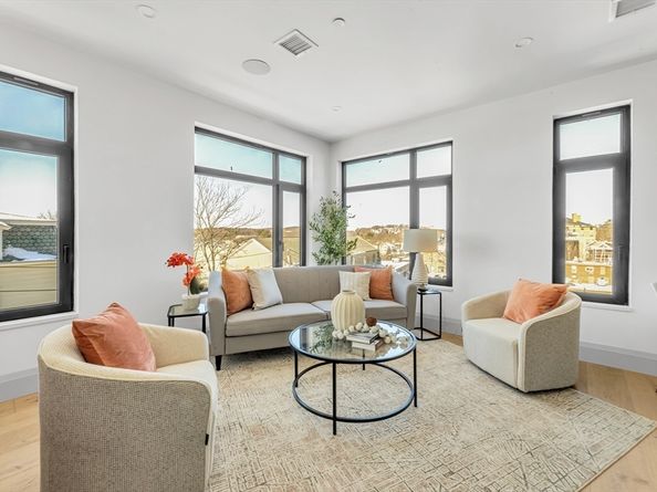 34 Oak Street 202, Boston MA 02136