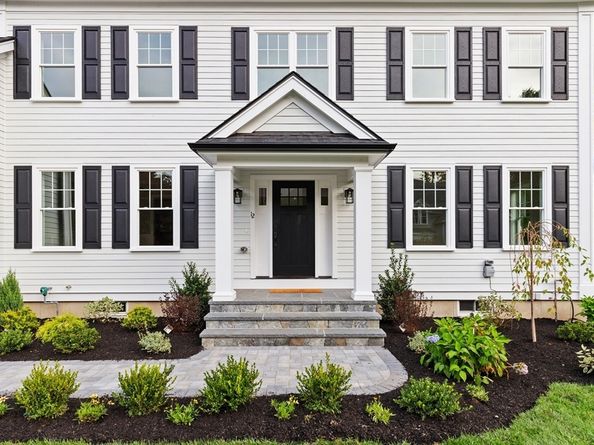 6 Lane Avenue, Bedford MA 01730