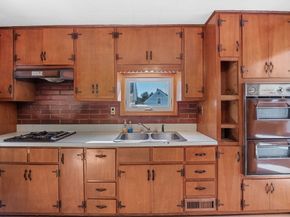 30 Fair Oaks Ave, Lynn MA 01904