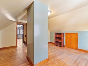 38 Garnet St, Worcester MA 01607