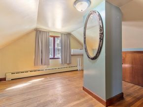 38 Garnet St, Worcester MA 01607