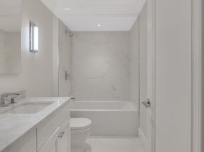 32 Derne St 2C, Boston MA 02114