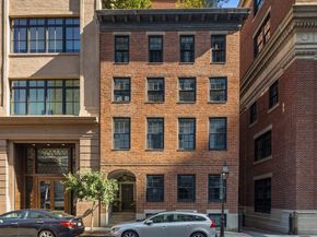 32 Derne St 2C, Boston MA 02114