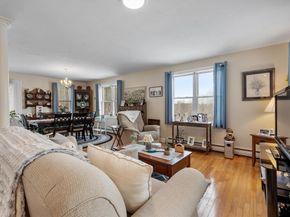 278 Oakham Rd, Barre MA 01005