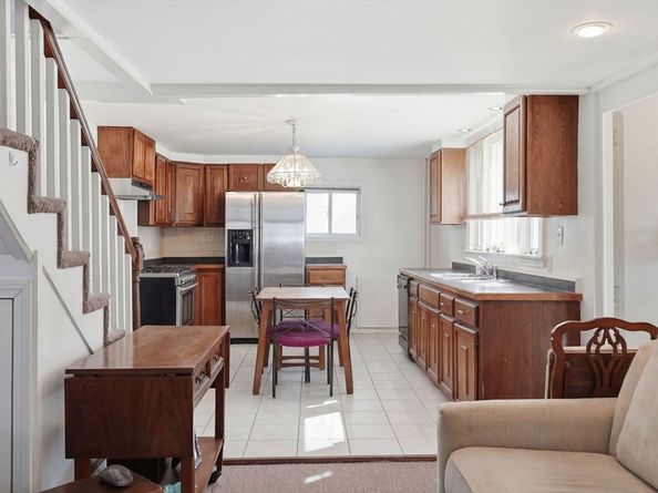 1080 Shirley St, Winthrop MA 02152