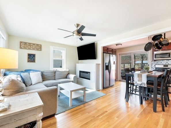 12 Tucker Ter, Randolph MA 02368