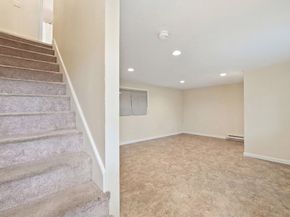 5 Swan Ave B, Worcester MA 01602