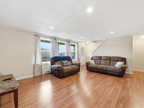 5 Swan Ave B, Worcester MA 01602