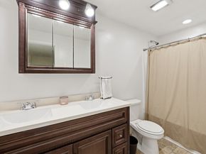 5 Swan Ave B, Worcester MA 01602