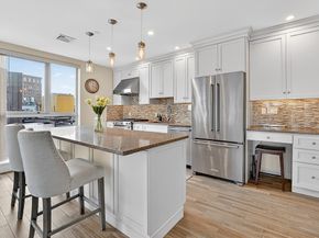 99-105 Broad St 8C, Boston MA 02110