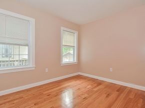 35 Ellington St, Boston MA 02121