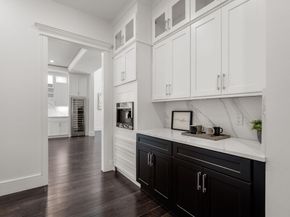 51 Plympton Rd, Sudbury MA 01776
