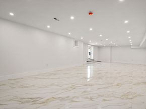 51 Plympton Rd, Sudbury MA 01776
