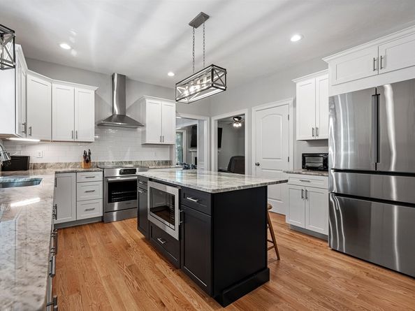 85 East St, Uxbridge MA 01569