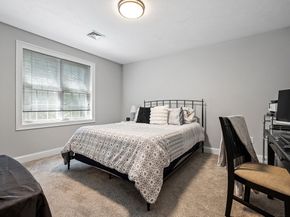 85 East St, Uxbridge MA 01569