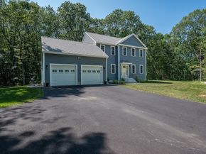 85 East St, Uxbridge MA 01569