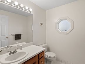 27 Lebeaux Dr 27, Shrewsbury MA 01545