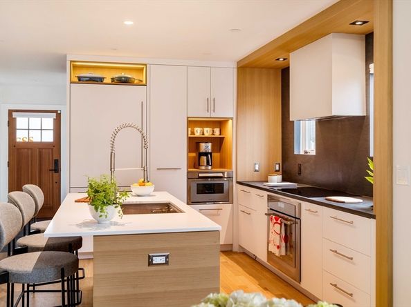 11 Goodman Road, Cambridge MA 02139