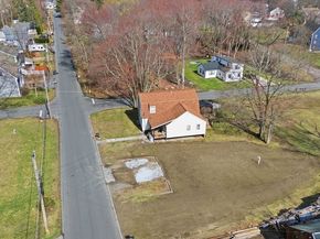 30 Dahlia, Littleton MA 01460