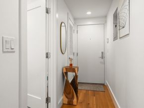 1 Leonard Pl 3, Boston MA 02127