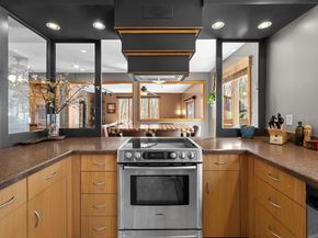 275 Chestnut St, Uxbridge MA 01569