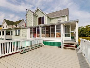 9 Parkview Ave, Beverly MA 01915