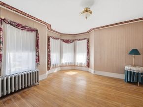 11 Hampshire St, Everett MA 02149