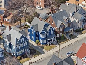 11 Hampshire St, Everett MA 02149