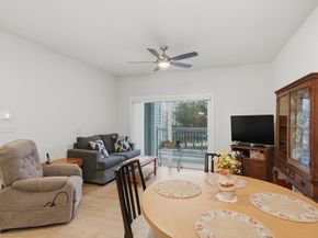 320 Martins Landing 108, North Reading MA 01864
