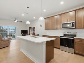 320 Martins Landing 108, North Reading MA 01864