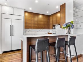 4 Joy St PH, Boston MA 02108