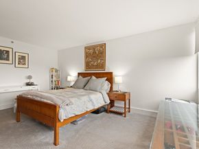 250 Hammond Pond Pkwy 1503N, Newton MA 02467