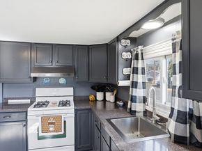 181 Boston Post Rd East 34, Marlborough MA 01752