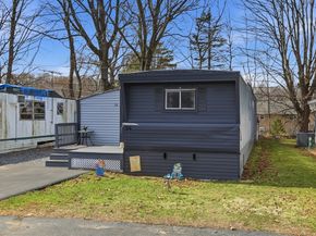 181 Boston Post Rd East 34, Marlborough MA 01752