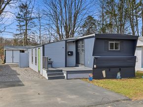 181 Boston Post Rd East 34, Marlborough MA 01752