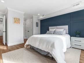1721 Centre St 304, Boston MA 02132