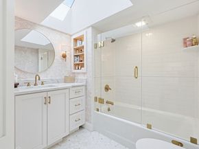 122 Great Plain Ave, Wellesley MA 02482