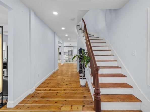 24 Summer St, Westborough MA 01581