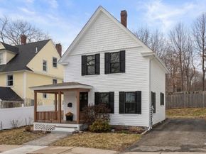 2 Northrop St, Hopedale MA 01747