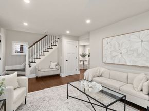 2 Northrop St, Hopedale MA 01747