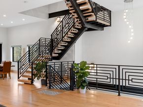 71 Grove St, Brookline MA 02467