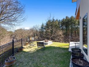 71 Grove St, Brookline MA 02467