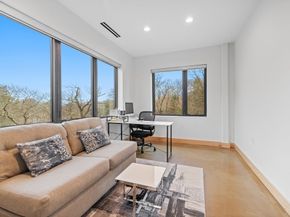 71 Grove St, Brookline MA 02467
