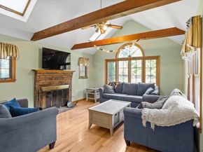 20 Country Farm Rd, East Bridgewater MA 02333