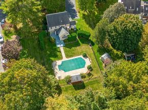 20 Country Farm Rd, East Bridgewater MA 02333