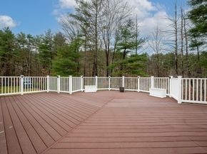 7 Crescent Way 209, Sturbridge MA 01566
