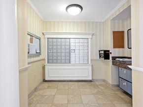 7 Crescent Way 209, Sturbridge MA 01566