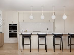 458 Dudley Rd, Newton MA 02459